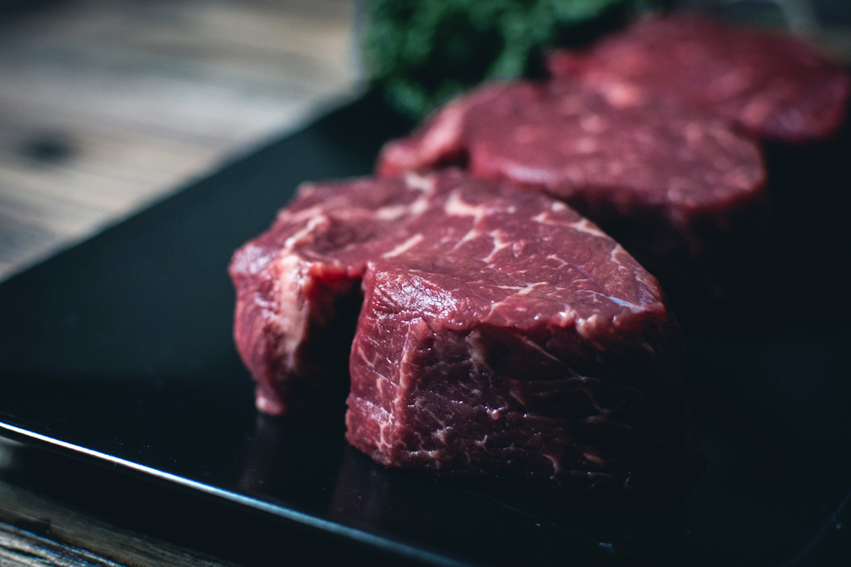 beneficios de comer carne roja